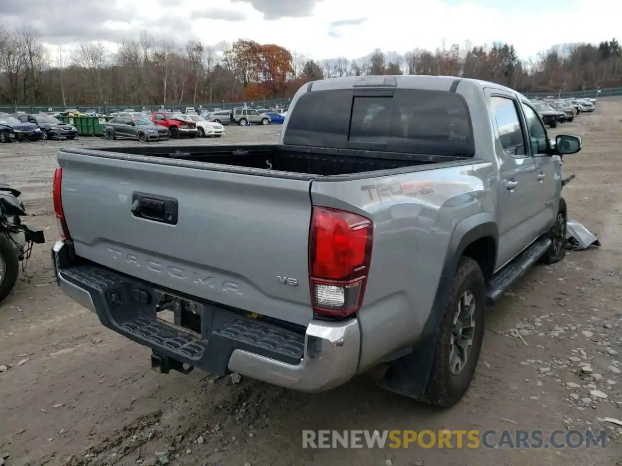 4 Photograph of a damaged car 3TMCZ5AN5KM269573 TOYOTA TACOMA 2019