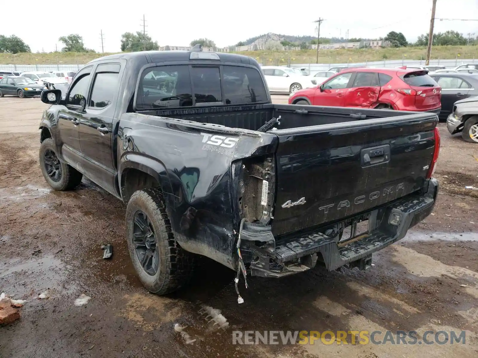 3 Photograph of a damaged car 3TMCZ5AN5KM269878 TOYOTA TACOMA 2019