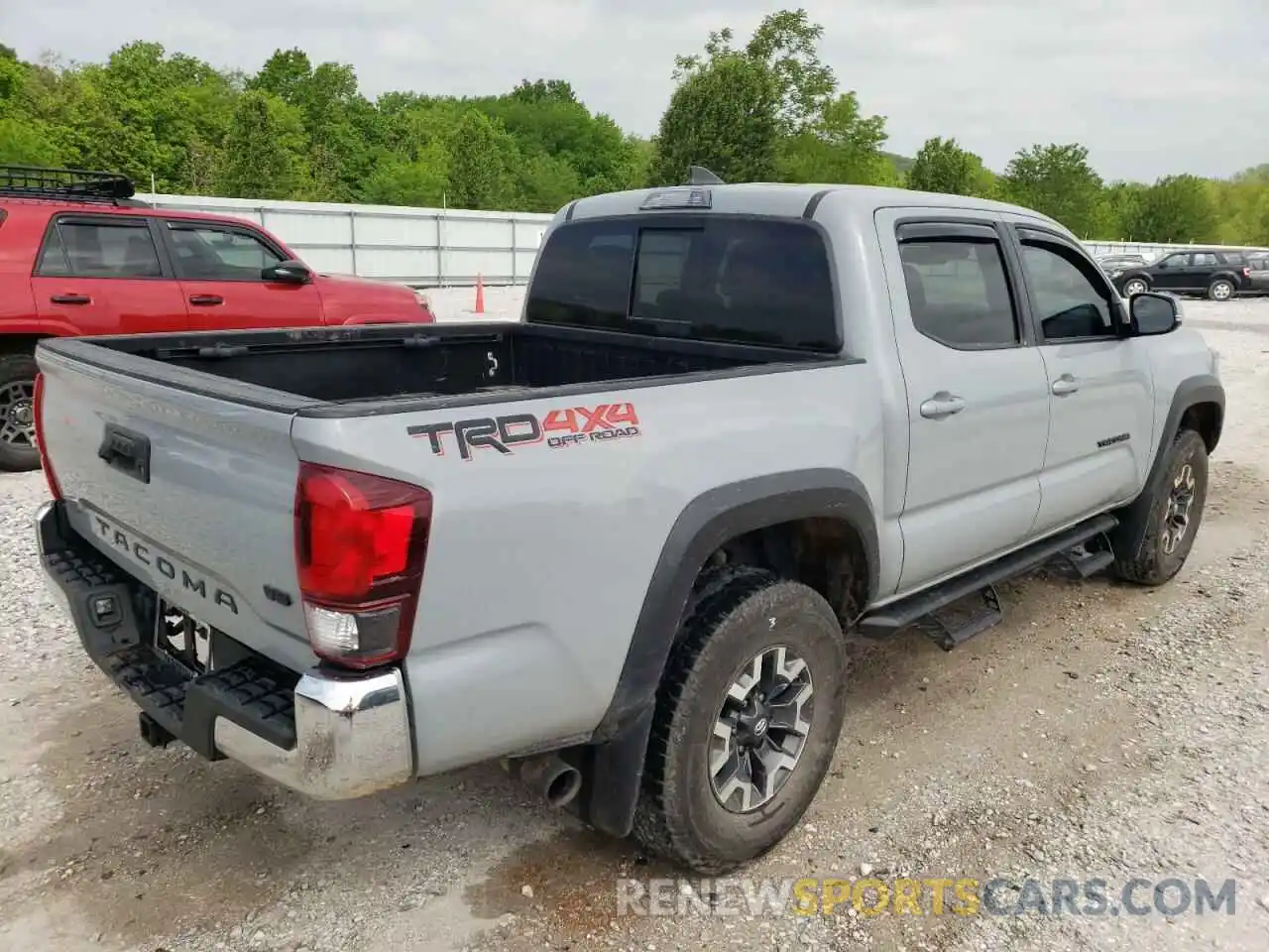 4 Photograph of a damaged car 3TMCZ5AN5KM270576 TOYOTA TACOMA 2019