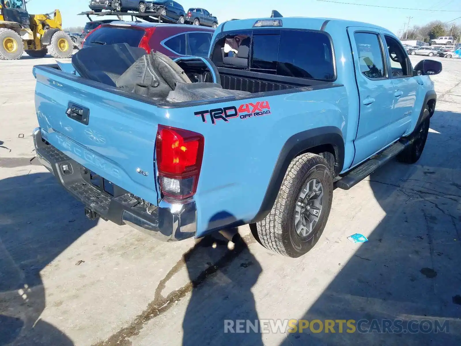 4 Фотография поврежденного автомобиля 3TMCZ5AN5KM270884 TOYOTA TACOMA 2019