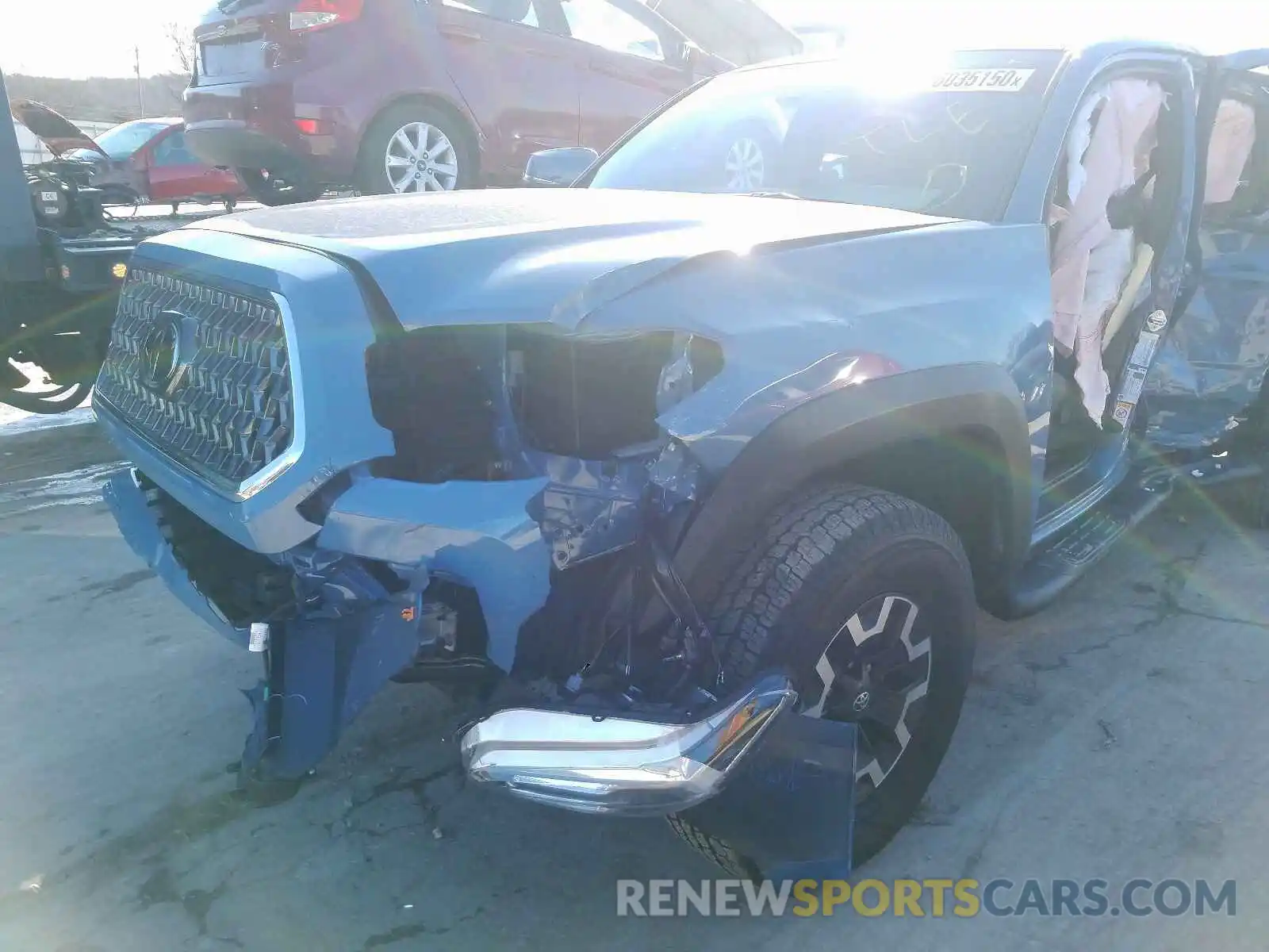 9 Photograph of a damaged car 3TMCZ5AN5KM270884 TOYOTA TACOMA 2019