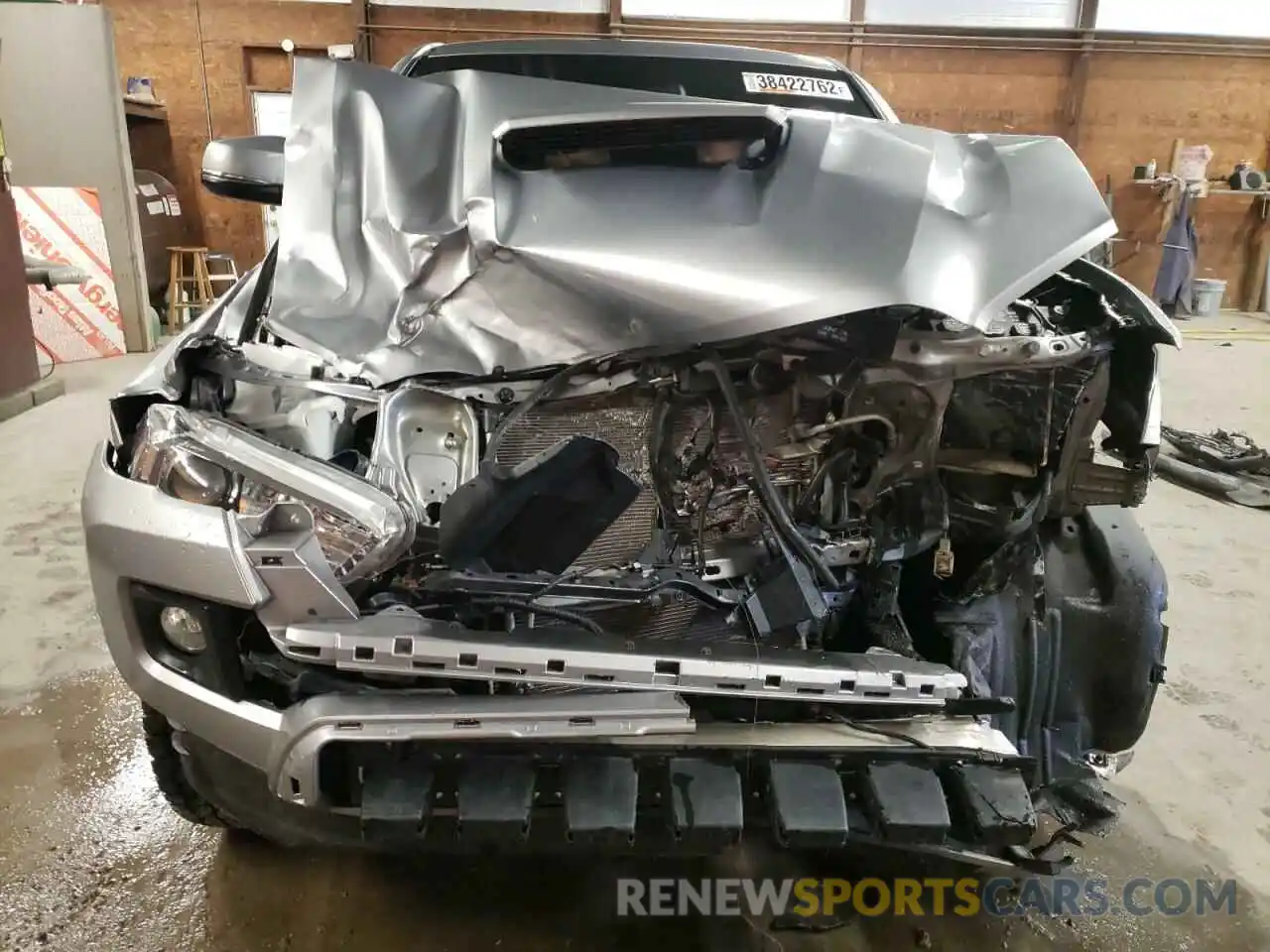 9 Photograph of a damaged car 3TMCZ5AN5KM272313 TOYOTA TACOMA 2019