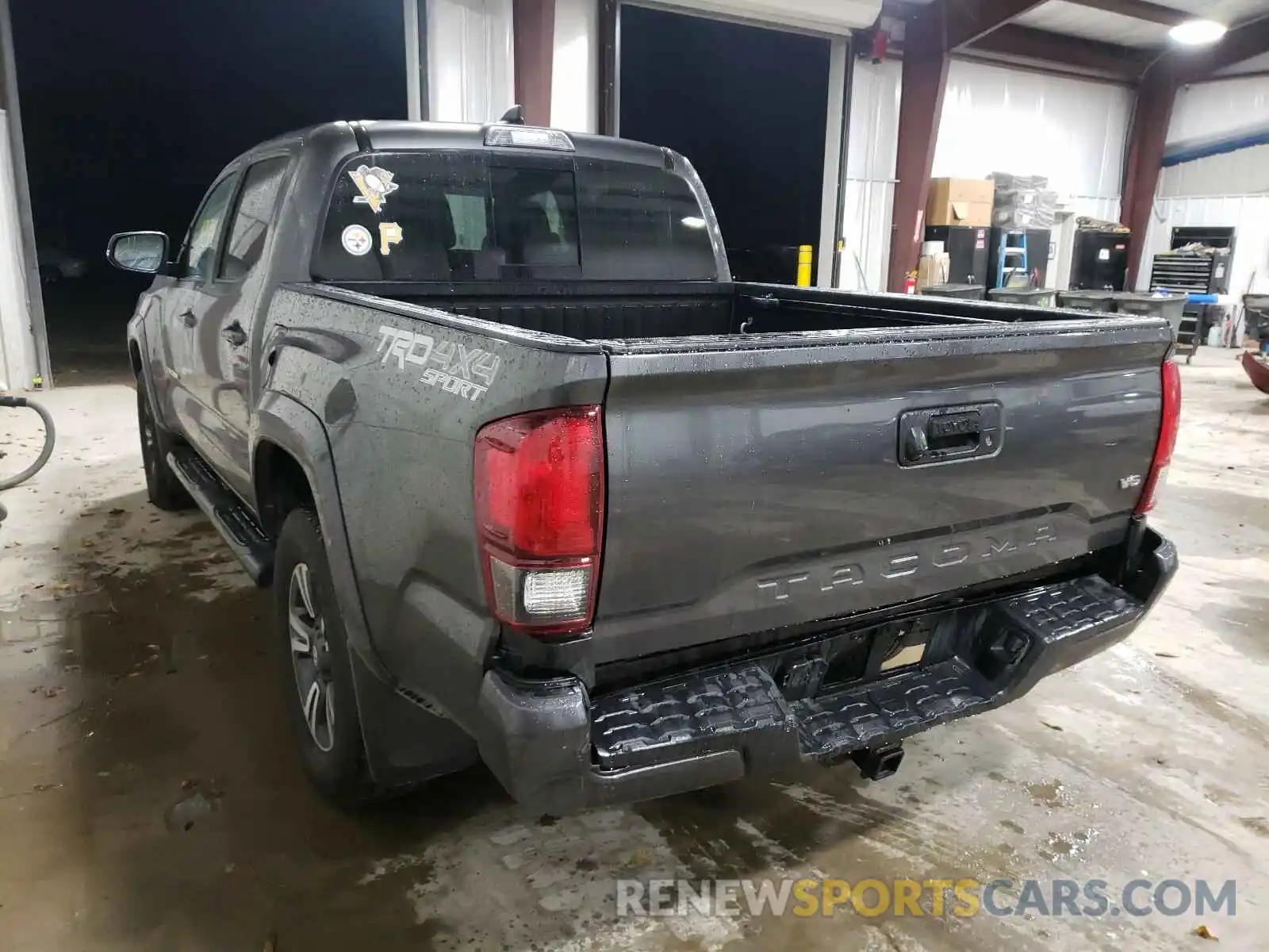 3 Photograph of a damaged car 3TMCZ5AN5KM273042 TOYOTA TACOMA 2019