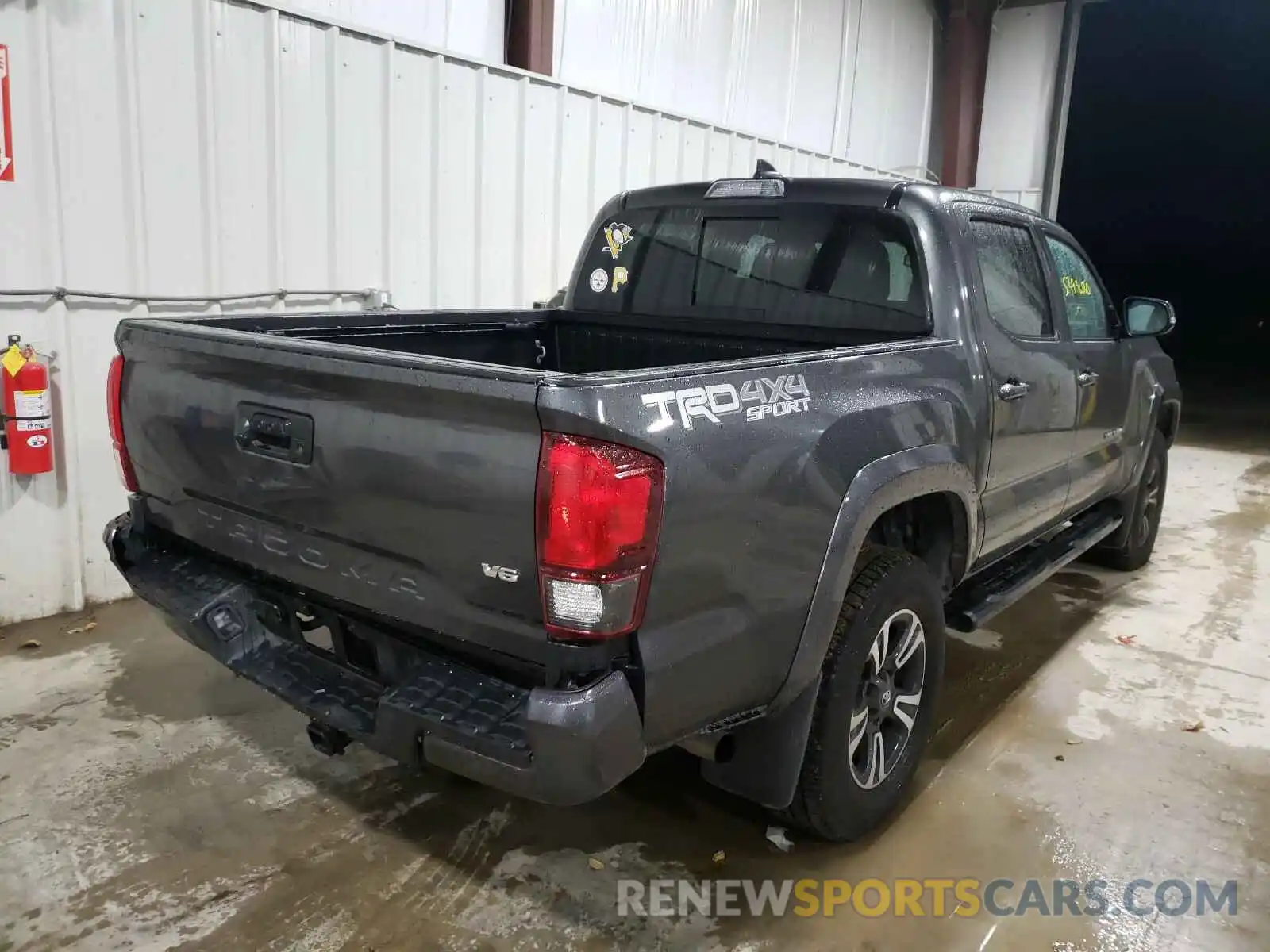 4 Photograph of a damaged car 3TMCZ5AN5KM273042 TOYOTA TACOMA 2019