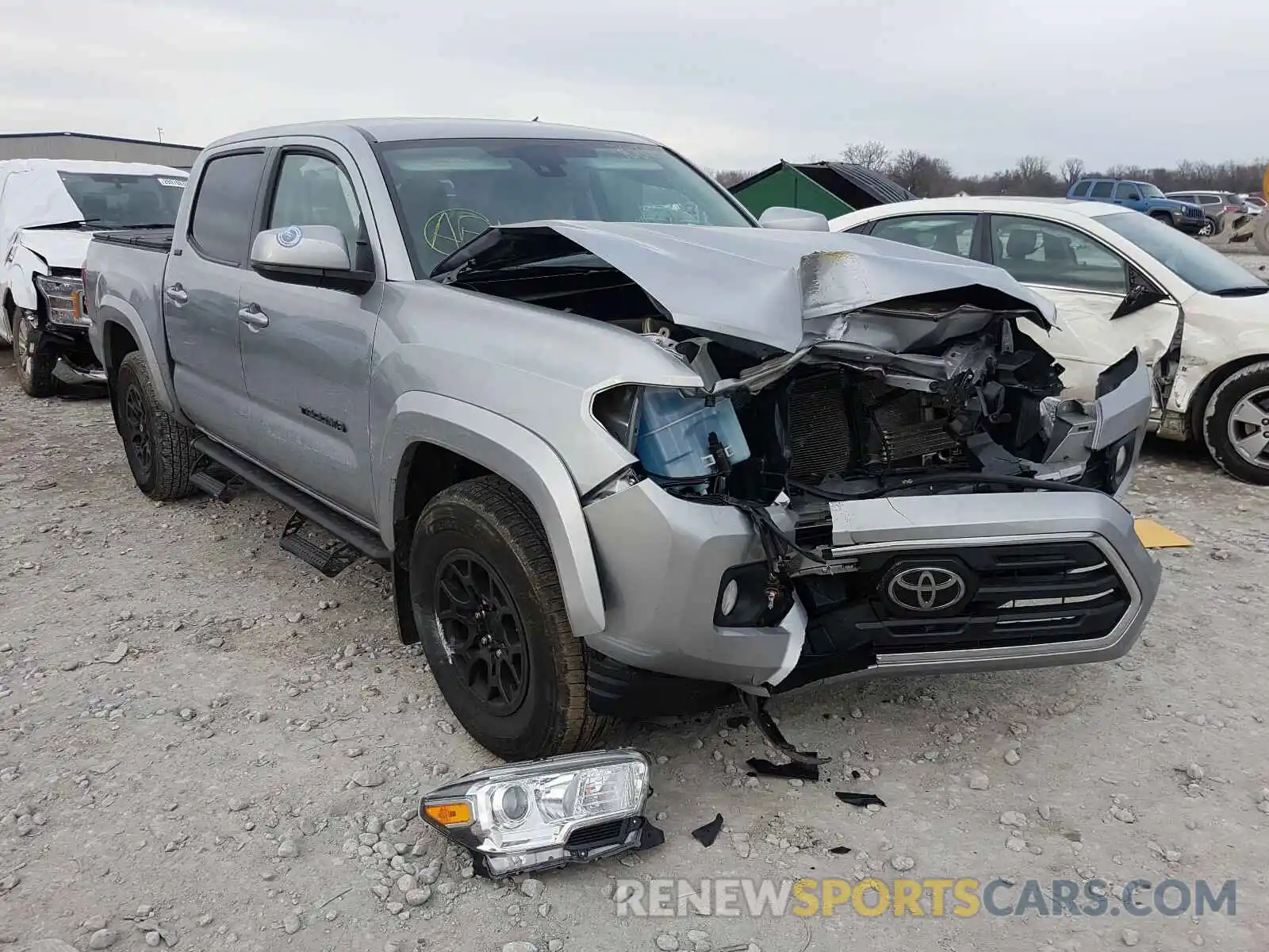 1 Photograph of a damaged car 3TMCZ5AN5KM277298 TOYOTA TACOMA 2019