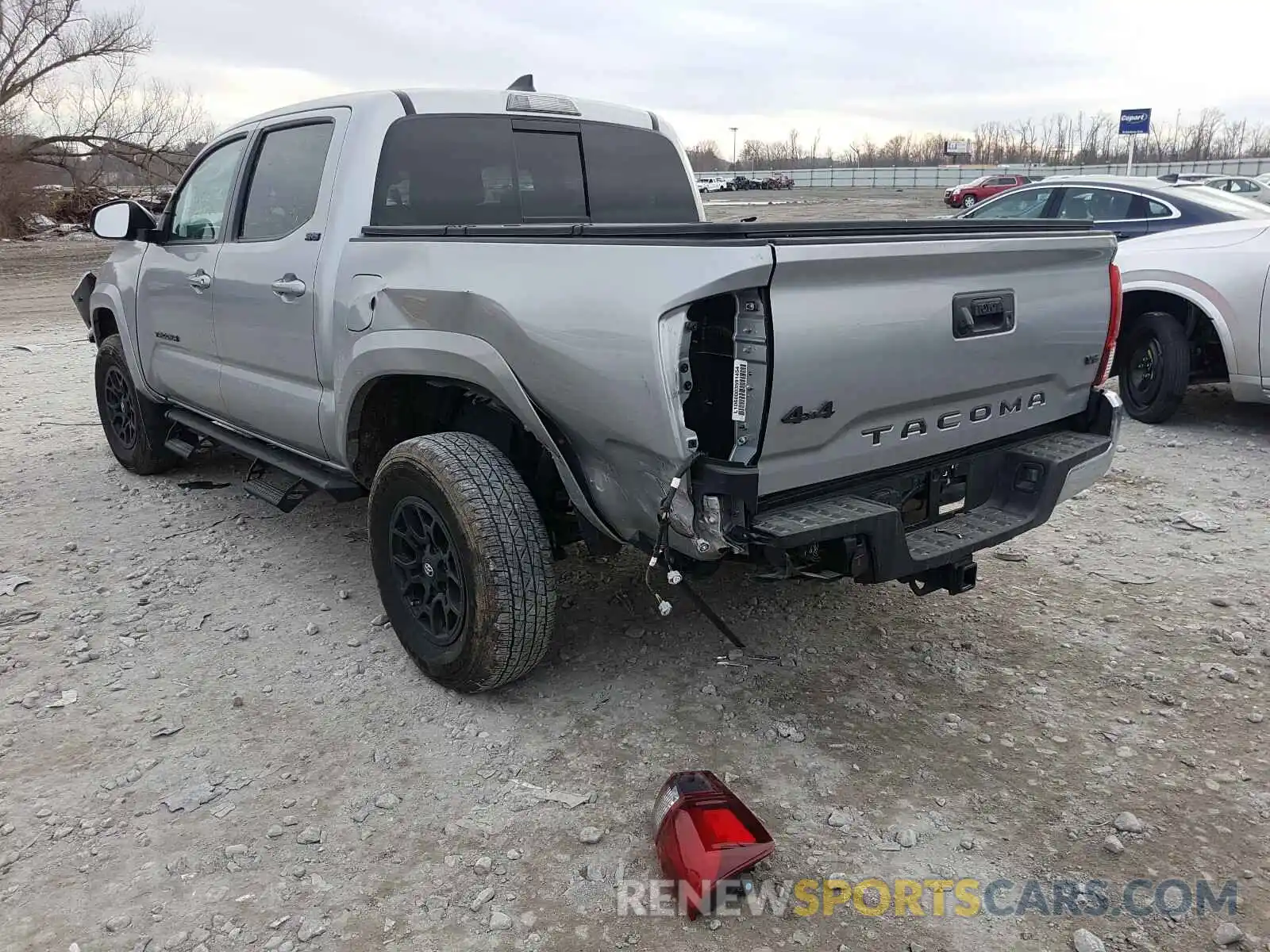 3 Photograph of a damaged car 3TMCZ5AN5KM277298 TOYOTA TACOMA 2019