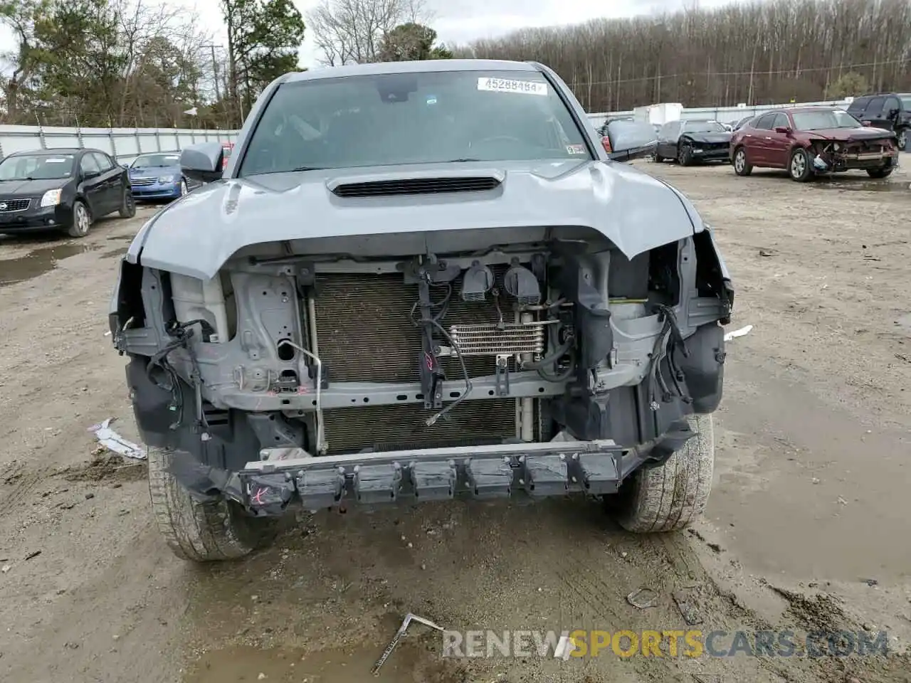 5 Photograph of a damaged car 3TMCZ5AN5KM277334 TOYOTA TACOMA 2019