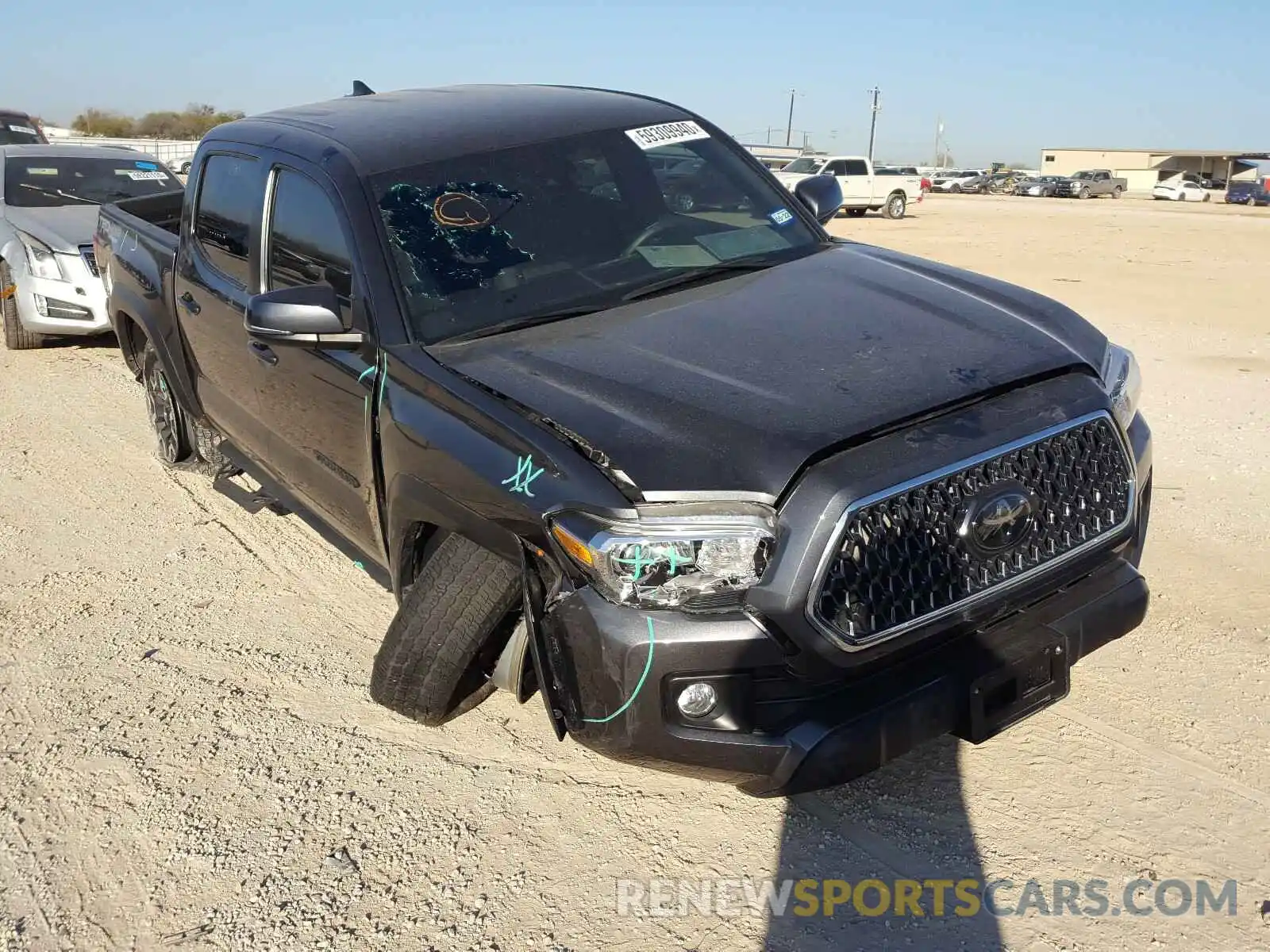 1 Photograph of a damaged car 3TMCZ5AN5KM285420 TOYOTA TACOMA 2019