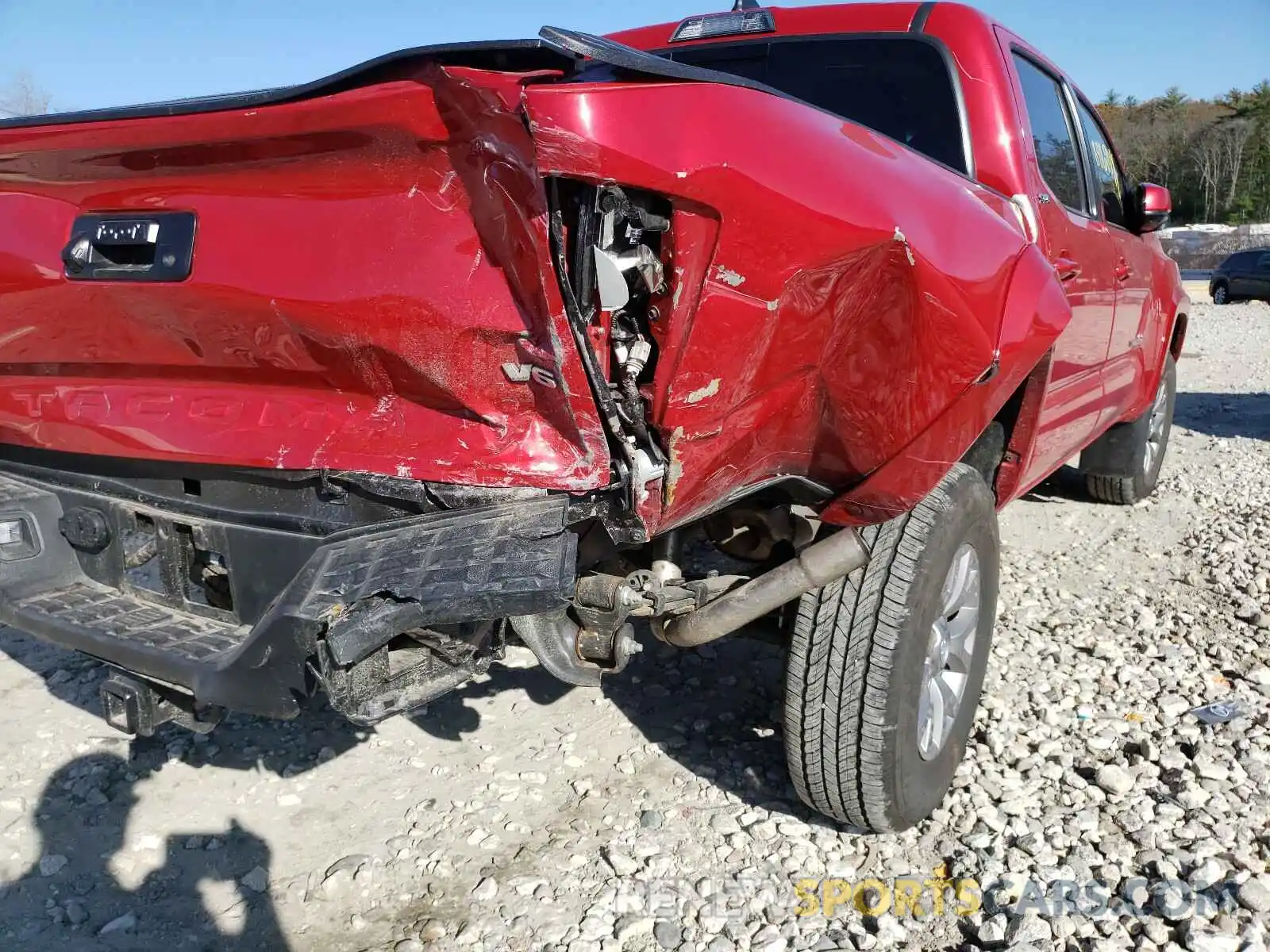 9 Фотография поврежденного автомобиля 3TMCZ5AN5KM286132 TOYOTA TACOMA 2019