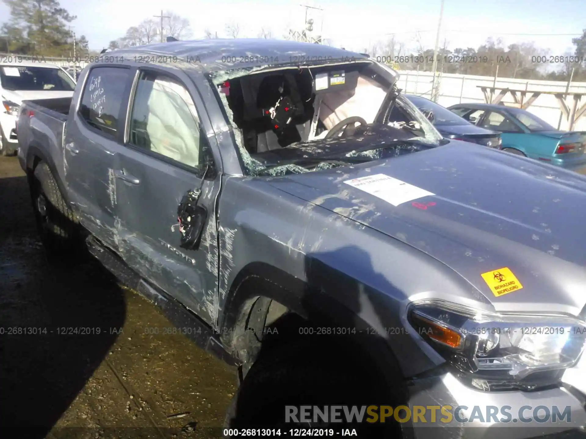 6 Photograph of a damaged car 3TMCZ5AN5KM286244 TOYOTA TACOMA 2019