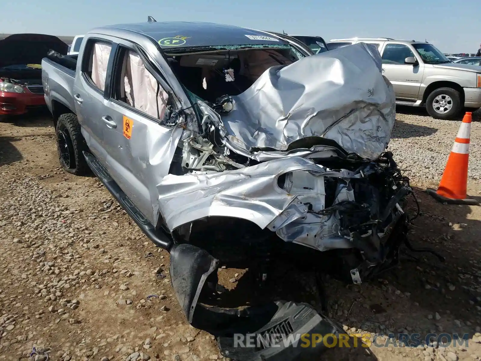 1 Photograph of a damaged car 3TMCZ5AN6KM196438 TOYOTA TACOMA 2019