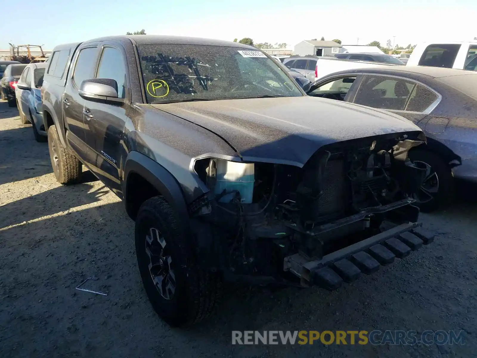 1 Photograph of a damaged car 3TMCZ5AN6KM198738 TOYOTA TACOMA 2019