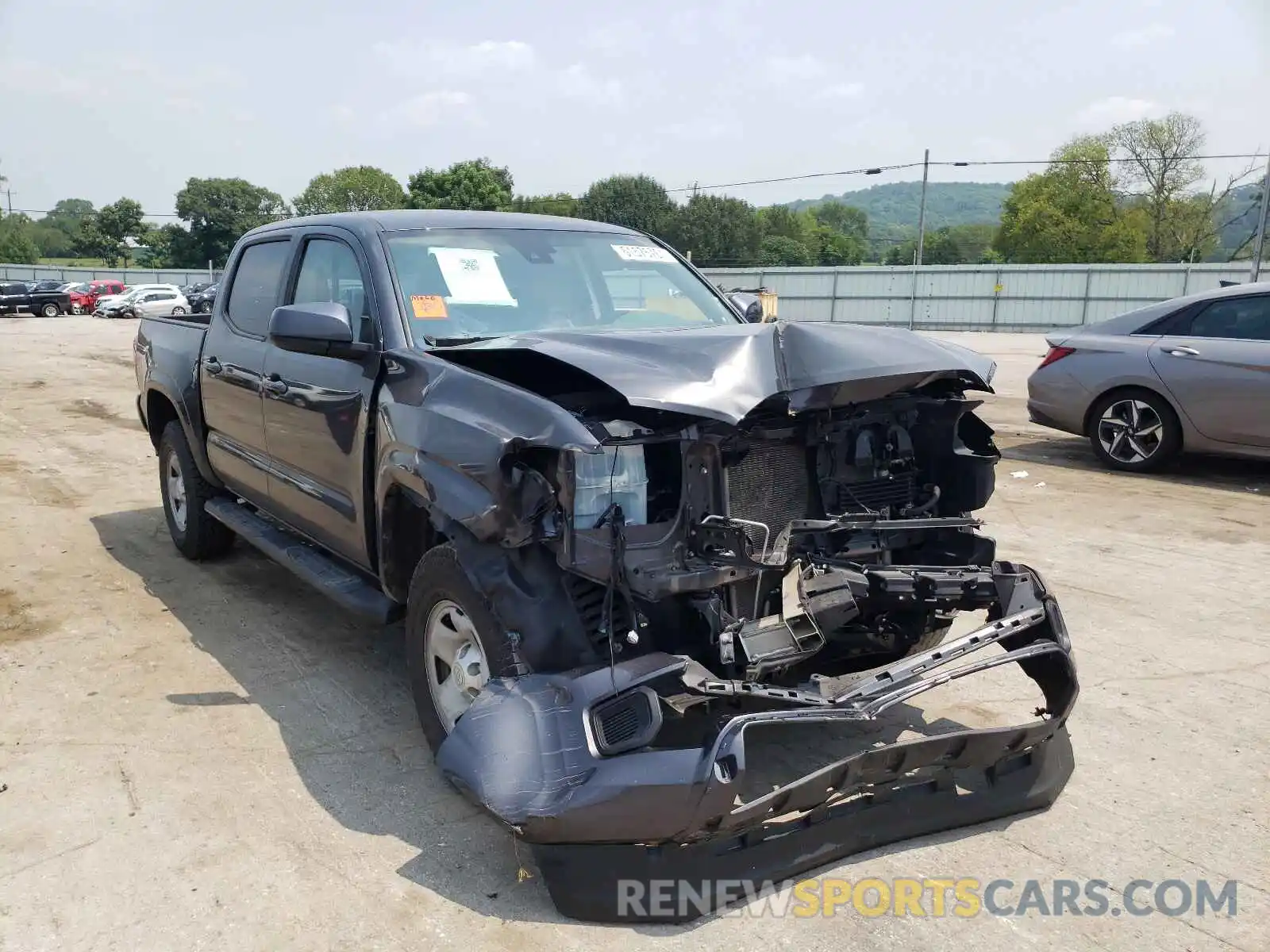 1 Photograph of a damaged car 3TMCZ5AN6KM202271 TOYOTA TACOMA 2019