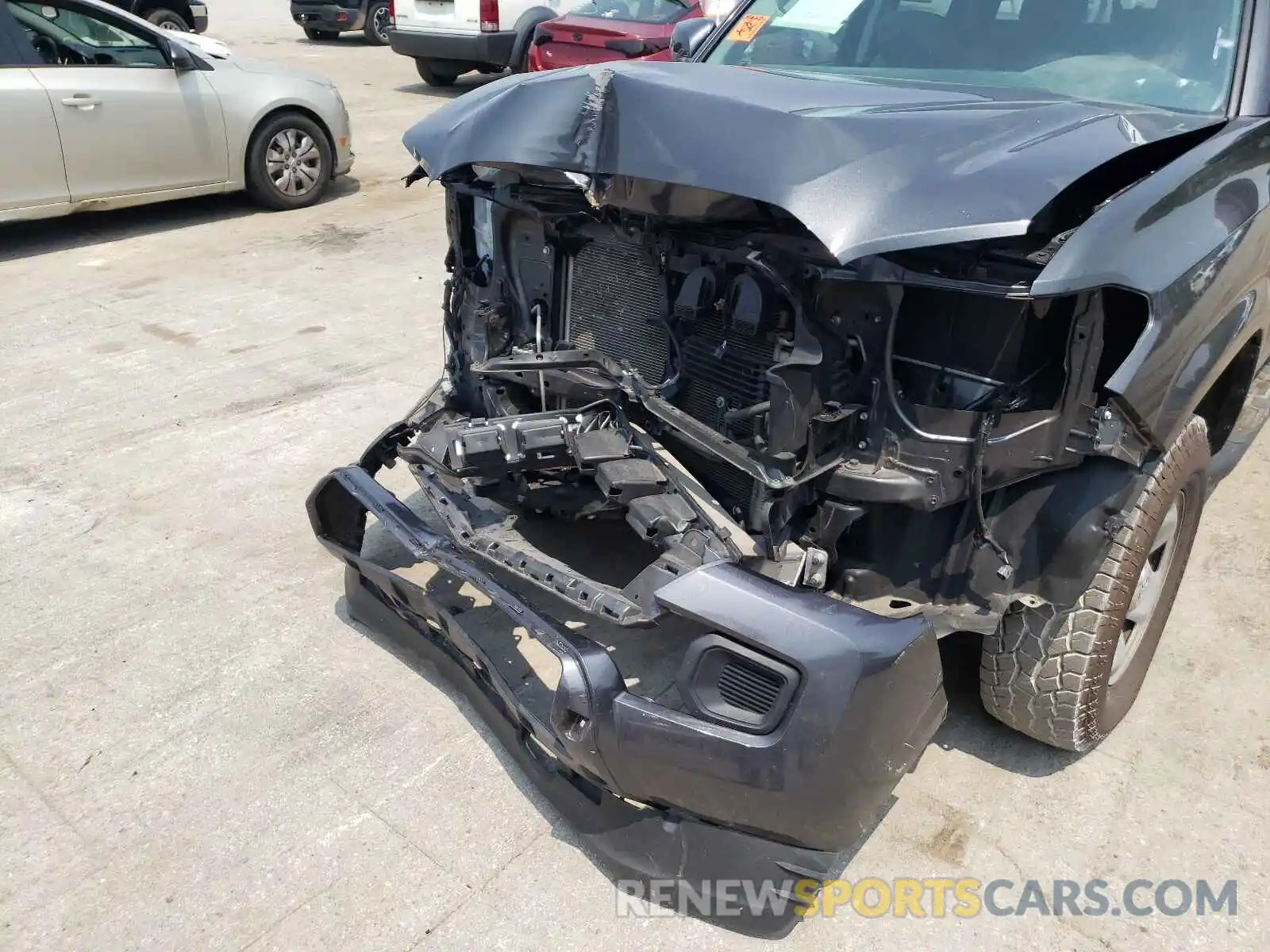 9 Photograph of a damaged car 3TMCZ5AN6KM202271 TOYOTA TACOMA 2019