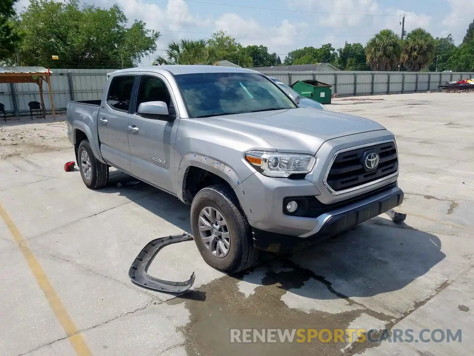 1 Photograph of a damaged car 3TMCZ5AN6KM202688 TOYOTA TACOMA 2019