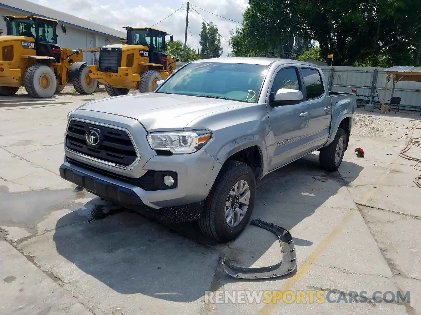 2 Photograph of a damaged car 3TMCZ5AN6KM202688 TOYOTA TACOMA 2019