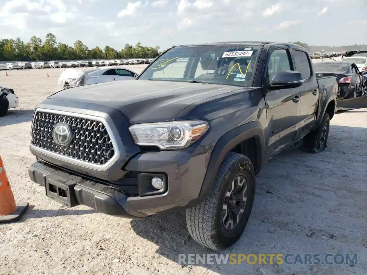 2 Фотография поврежденного автомобиля 3TMCZ5AN6KM202786 TOYOTA TACOMA 2019