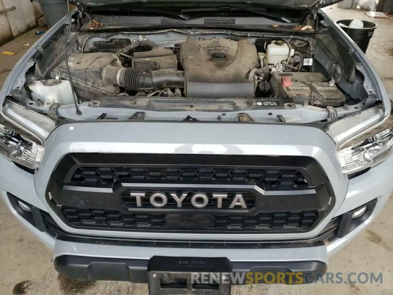 7 Photograph of a damaged car 3TMCZ5AN6KM204666 TOYOTA TACOMA 2019