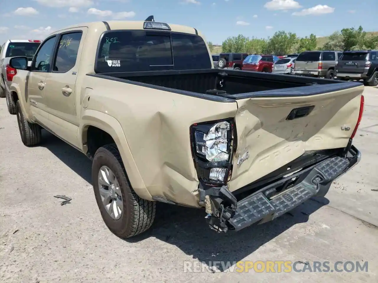 3 Photograph of a damaged car 3TMCZ5AN6KM206210 TOYOTA TACOMA 2019