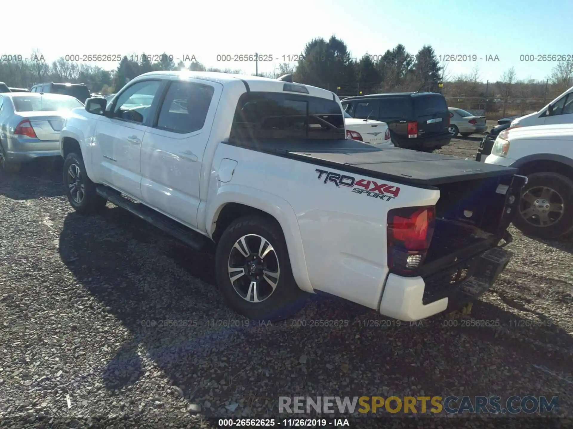 3 Photograph of a damaged car 3TMCZ5AN6KM209365 TOYOTA TACOMA 2019