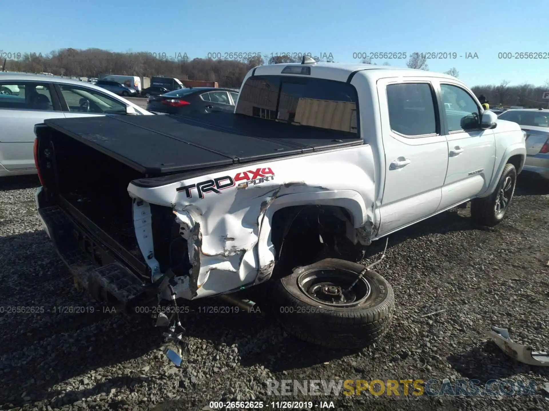 4 Photograph of a damaged car 3TMCZ5AN6KM209365 TOYOTA TACOMA 2019