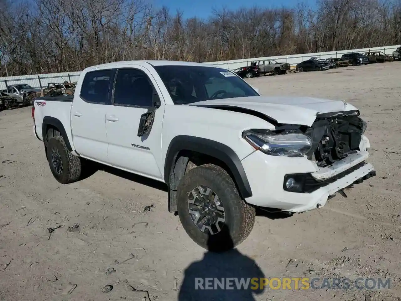 4 Photograph of a damaged car 3TMCZ5AN6KM209558 TOYOTA TACOMA 2019