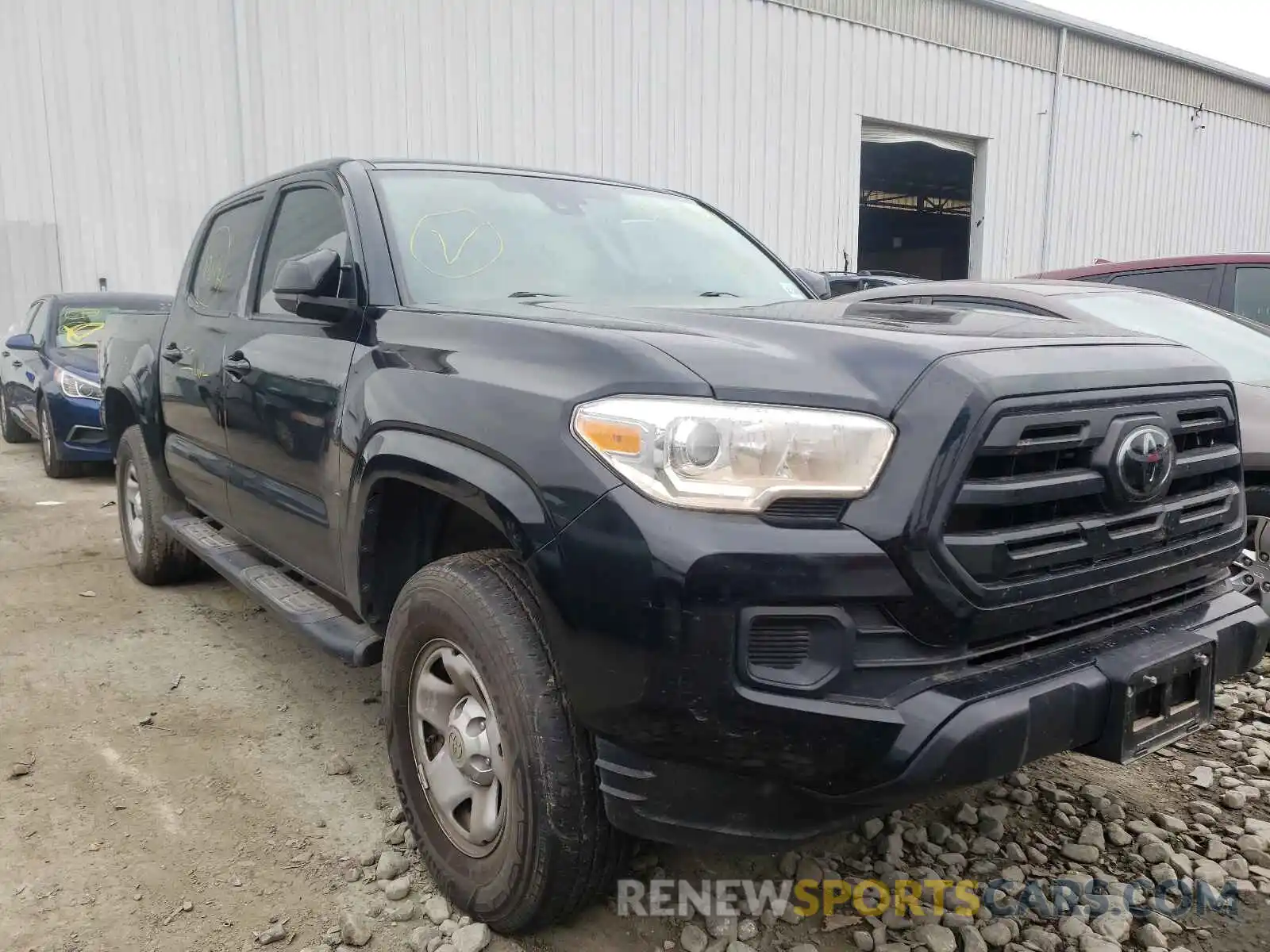 1 Photograph of a damaged car 3TMCZ5AN6KM210984 TOYOTA TACOMA 2019