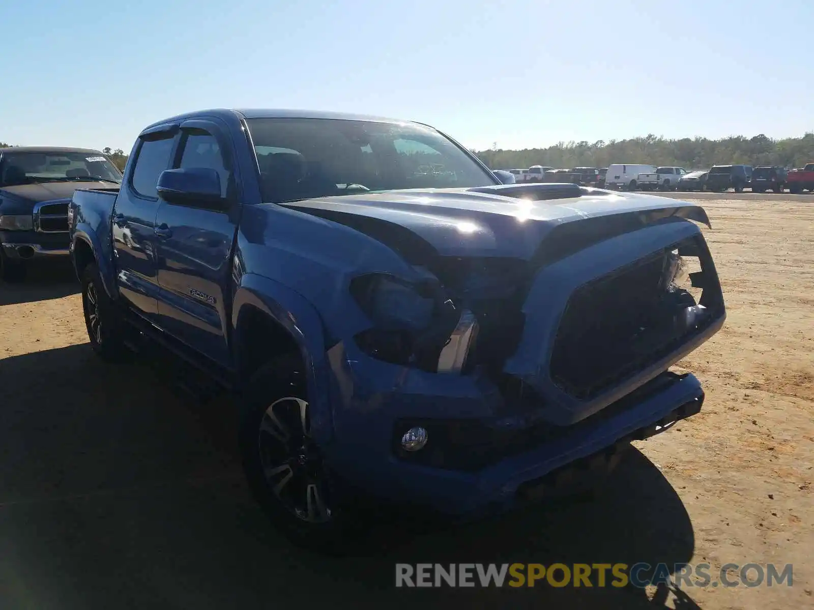 1 Photograph of a damaged car 3TMCZ5AN6KM211777 TOYOTA TACOMA 2019