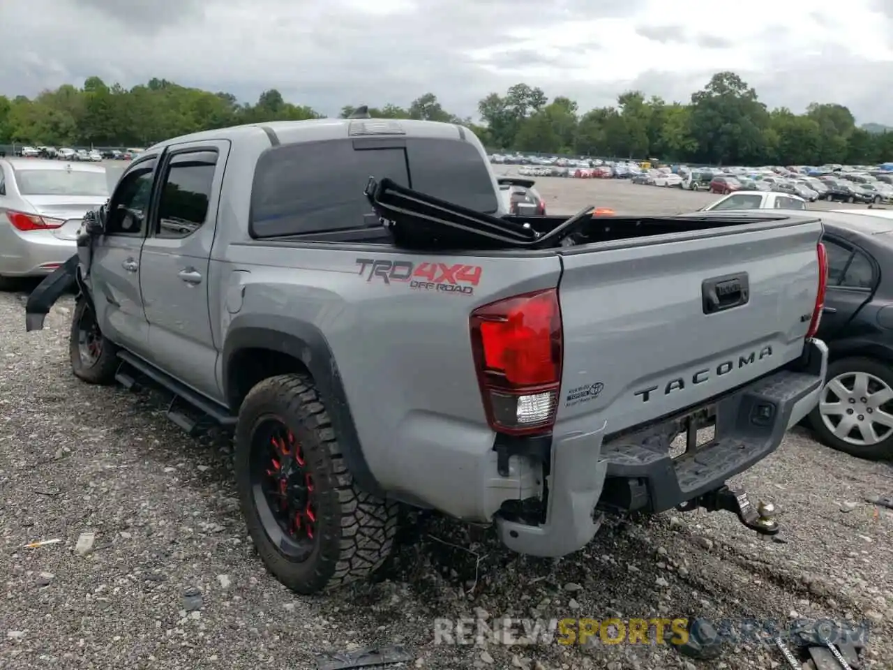 3 Photograph of a damaged car 3TMCZ5AN6KM213982 TOYOTA TACOMA 2019