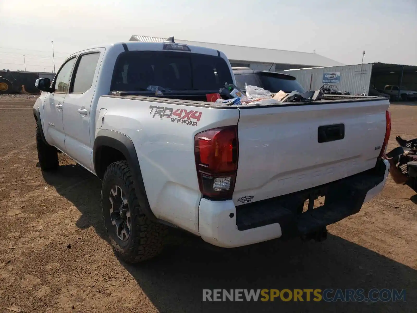 3 Photograph of a damaged car 3TMCZ5AN6KM215604 TOYOTA TACOMA 2019