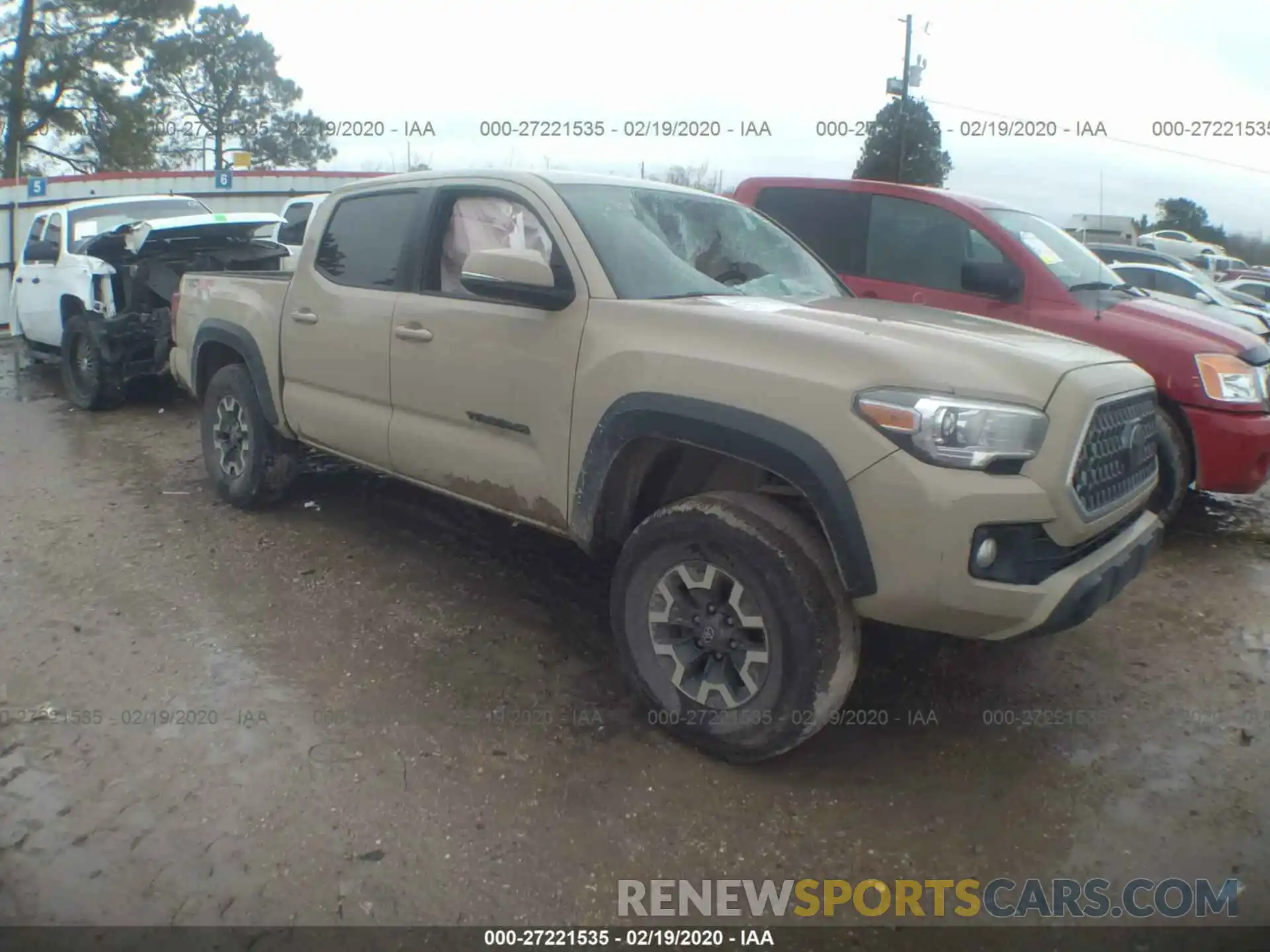 1 Photograph of a damaged car 3TMCZ5AN6KM219586 TOYOTA TACOMA 2019