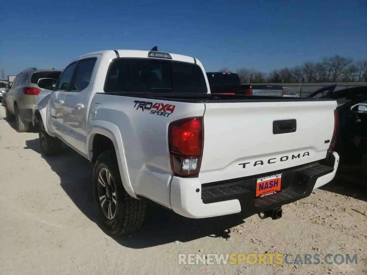 3 Photograph of a damaged car 3TMCZ5AN6KM223010 TOYOTA TACOMA 2019