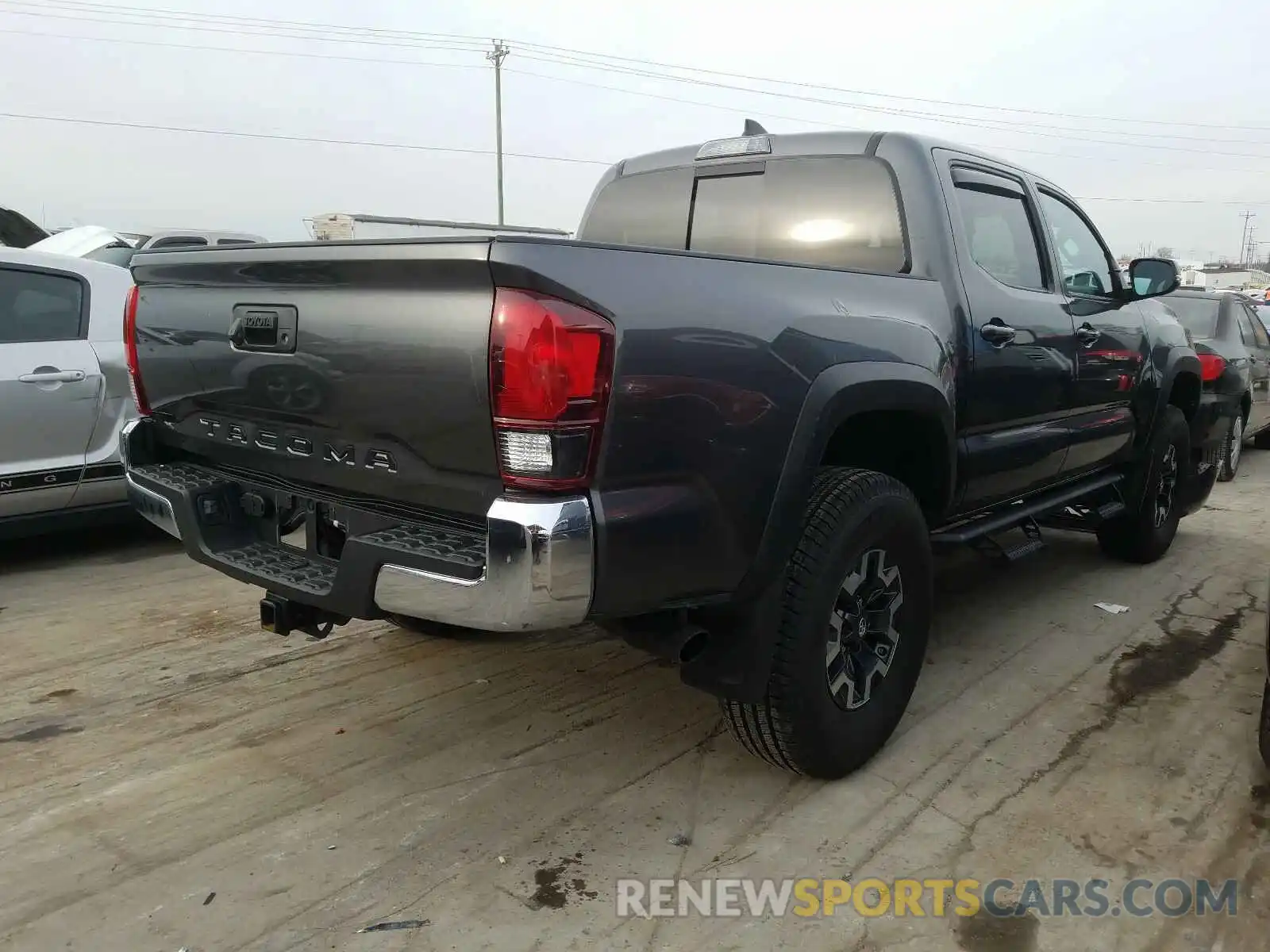 4 Photograph of a damaged car 3TMCZ5AN6KM227333 TOYOTA TACOMA 2019