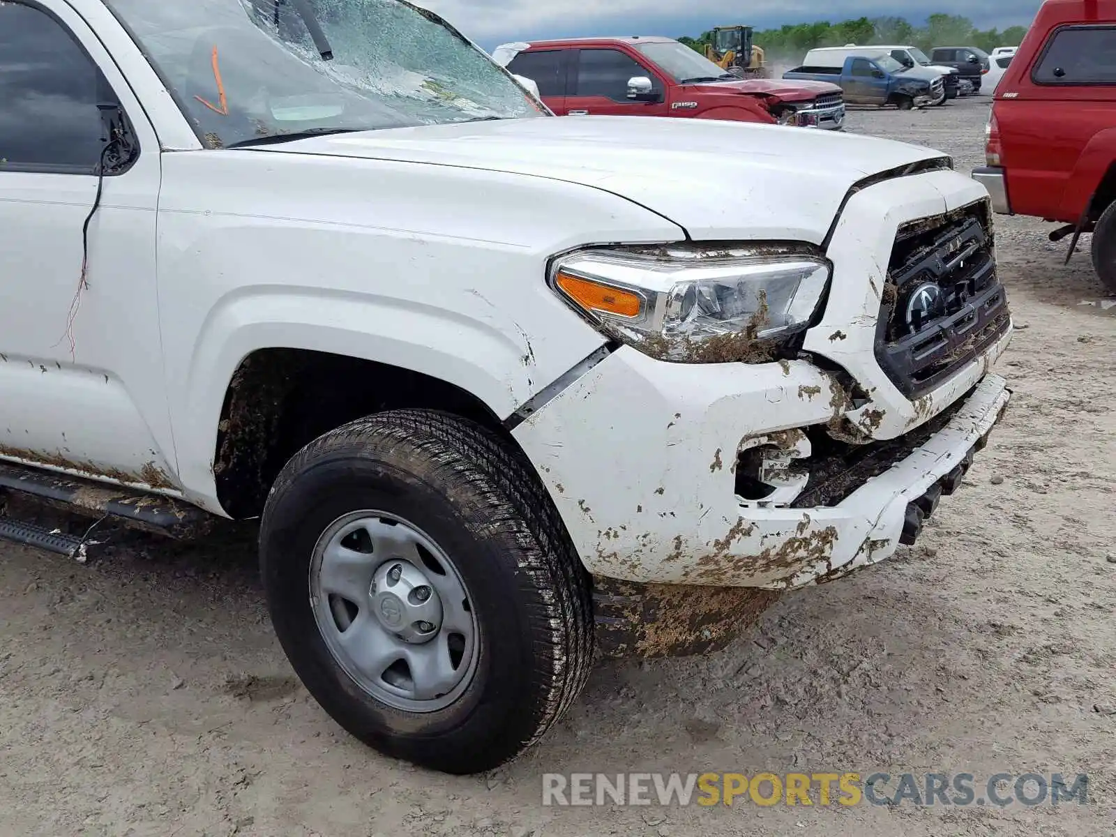 9 Photograph of a damaged car 3TMCZ5AN6KM230751 TOYOTA TACOMA 2019