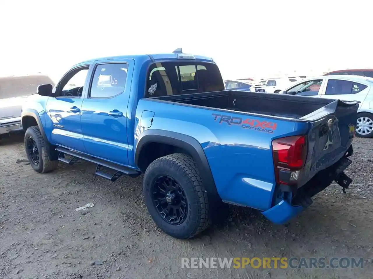 3 Фотография поврежденного автомобиля 3TMCZ5AN6KM234508 TOYOTA TACOMA 2019