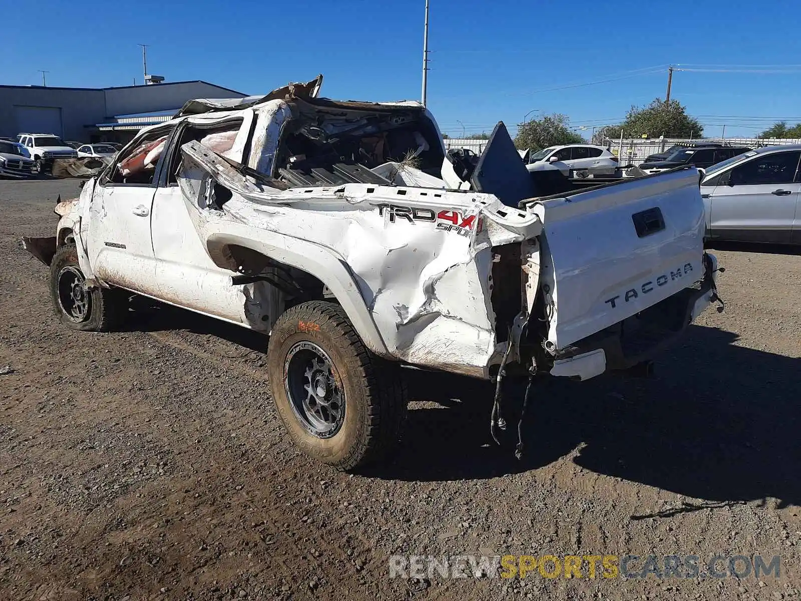 3 Photograph of a damaged car 3TMCZ5AN6KM235075 TOYOTA TACOMA 2019