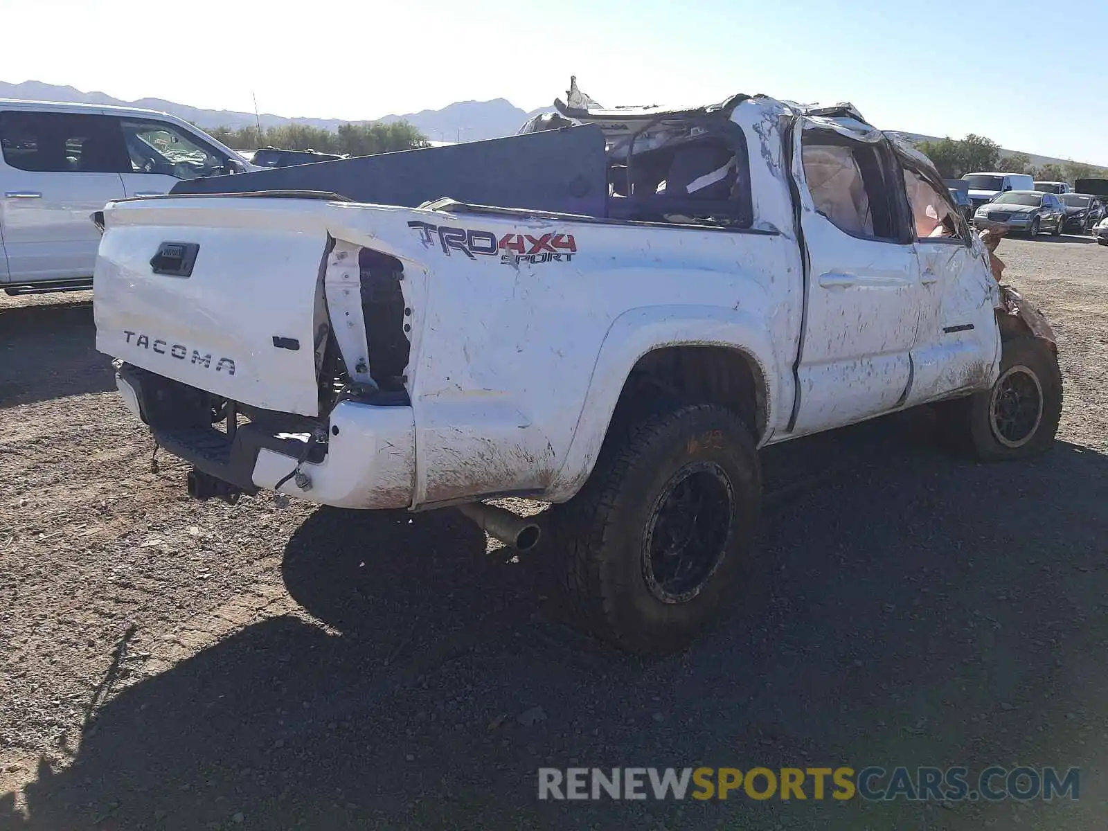 4 Photograph of a damaged car 3TMCZ5AN6KM235075 TOYOTA TACOMA 2019