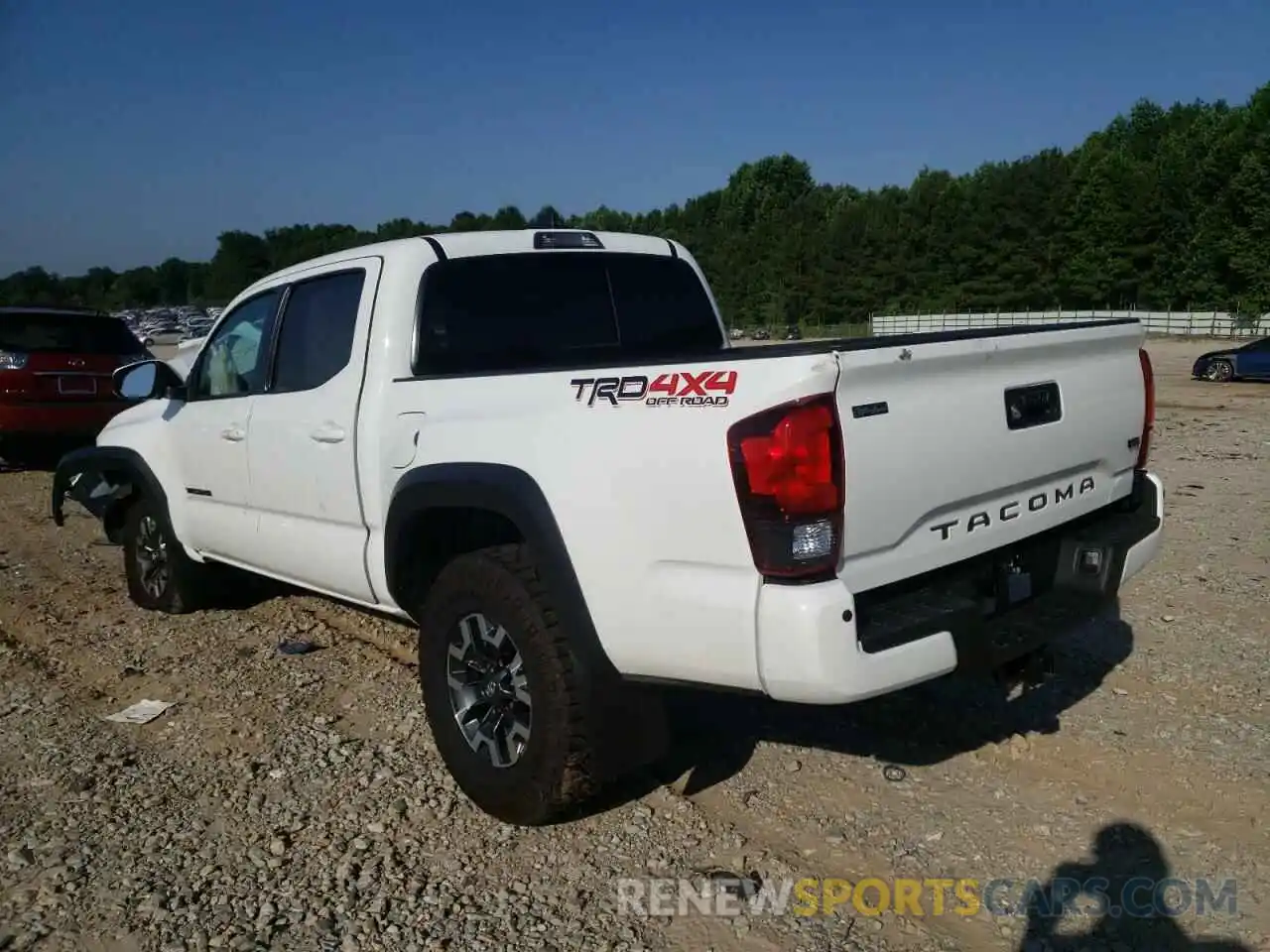 3 Photograph of a damaged car 3TMCZ5AN6KM236100 TOYOTA TACOMA 2019