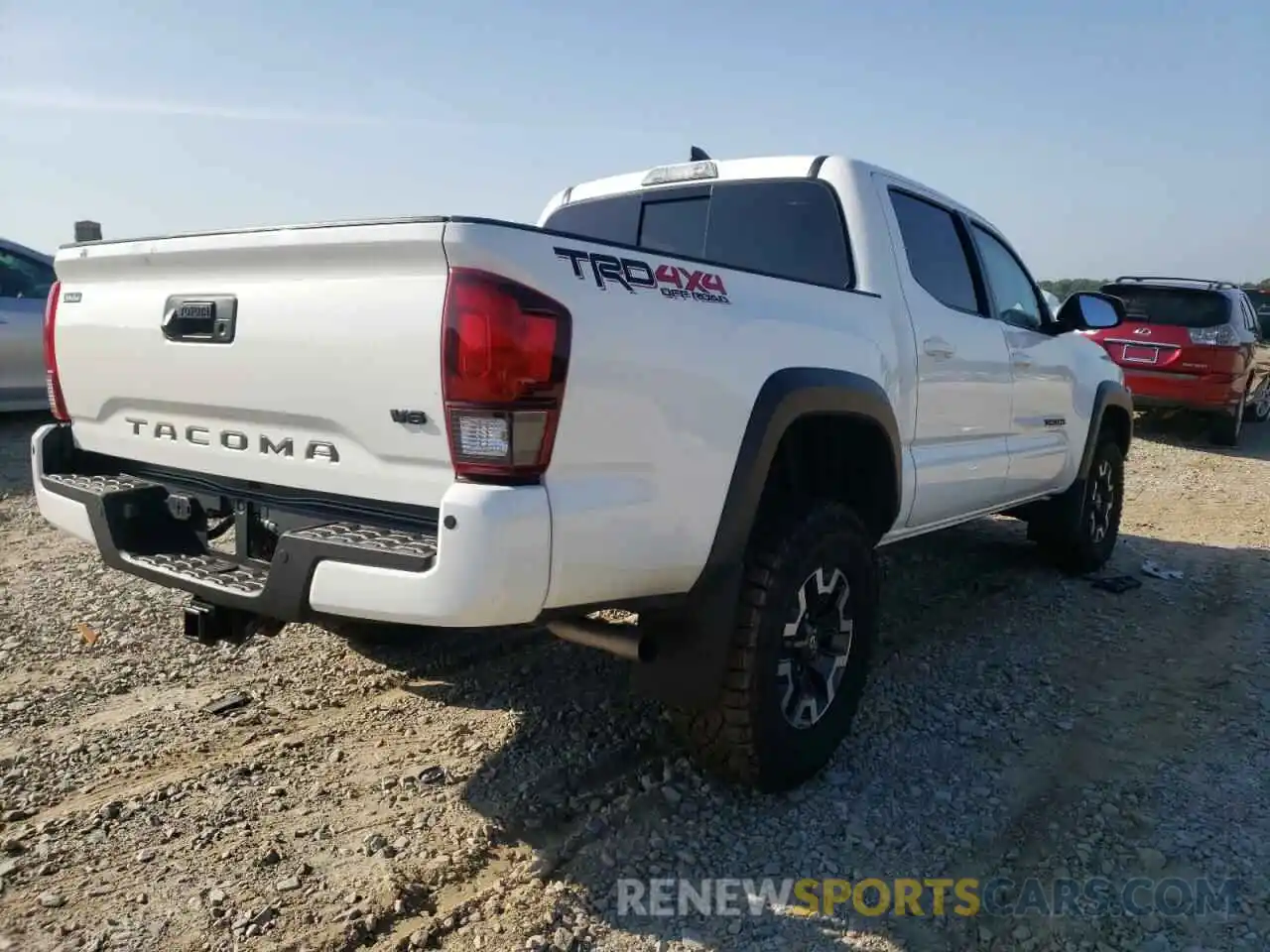 4 Photograph of a damaged car 3TMCZ5AN6KM236100 TOYOTA TACOMA 2019