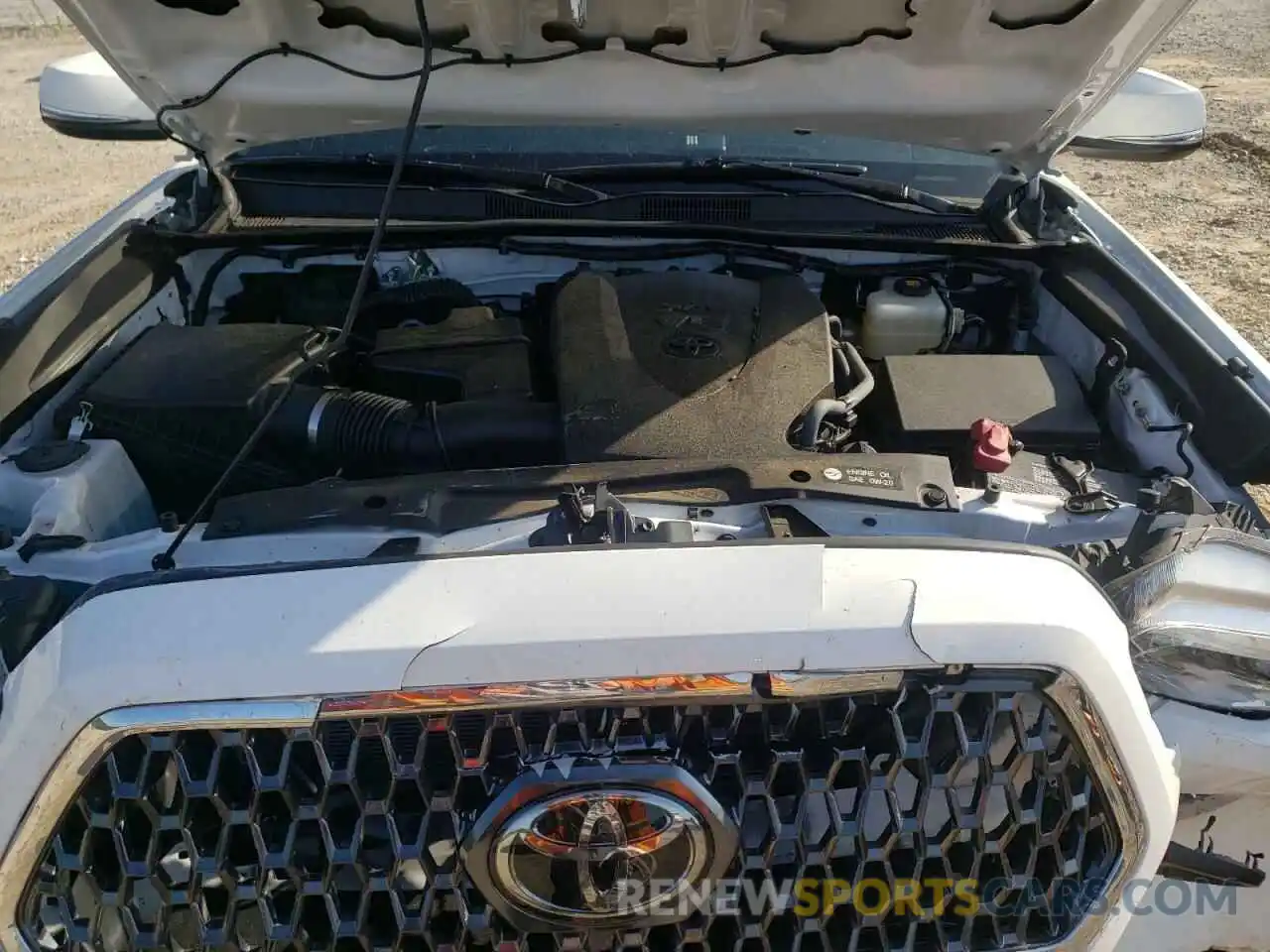 7 Photograph of a damaged car 3TMCZ5AN6KM236100 TOYOTA TACOMA 2019