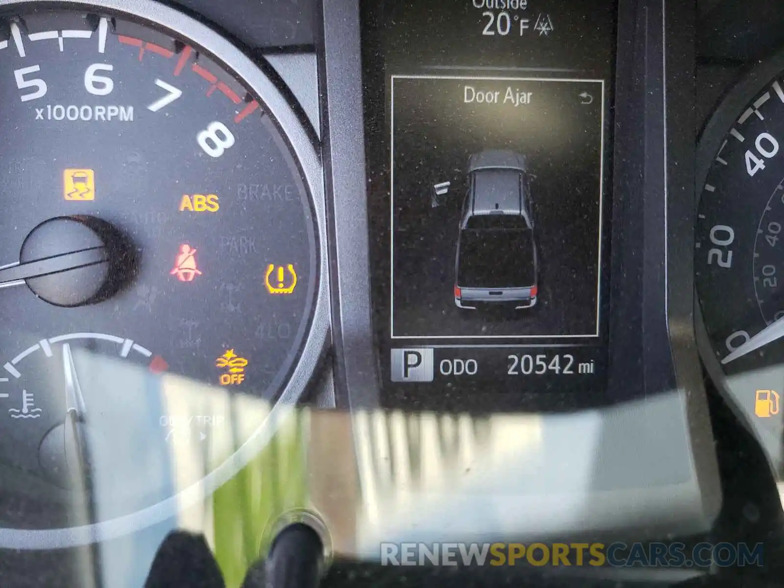 8 Photograph of a damaged car 3TMCZ5AN6KM238932 TOYOTA TACOMA 2019