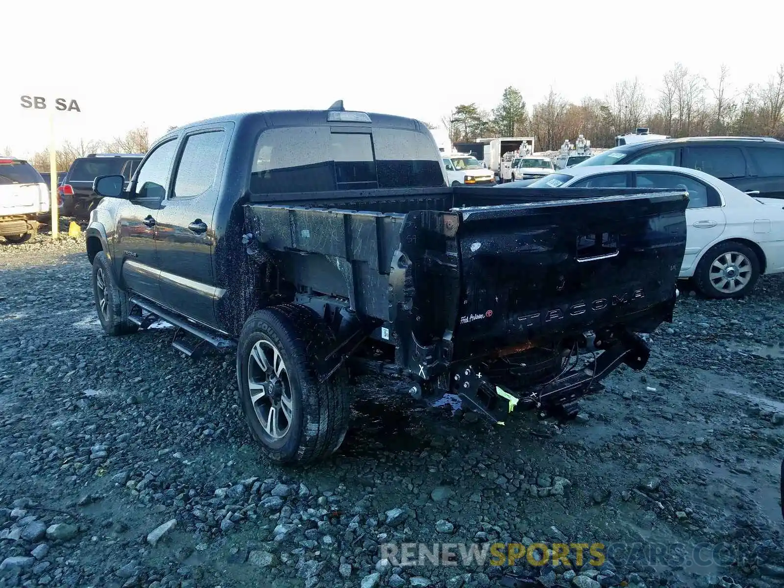 3 Фотография поврежденного автомобиля 3TMCZ5AN6KM238994 TOYOTA TACOMA 2019