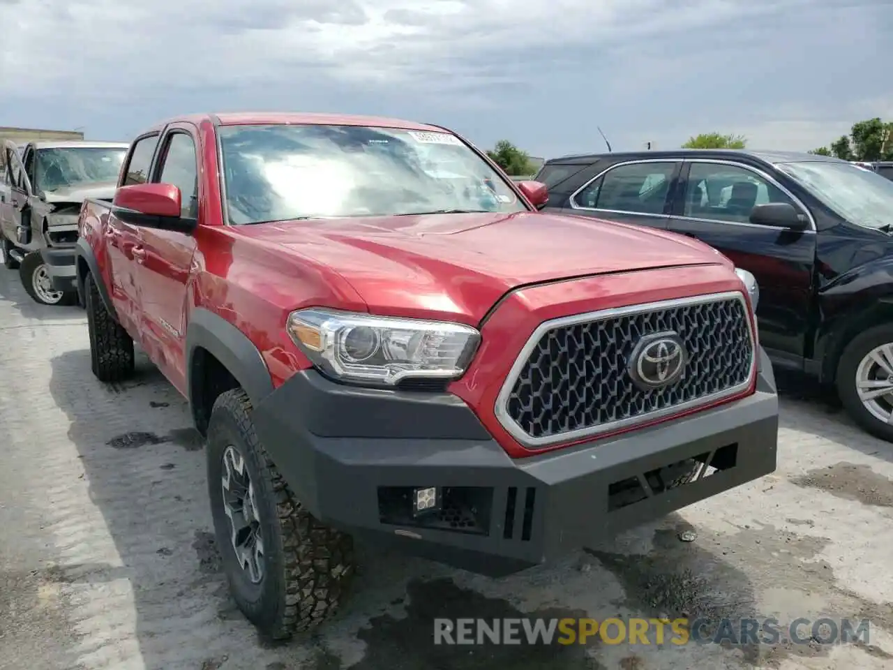 1 Photograph of a damaged car 3TMCZ5AN6KM239272 TOYOTA TACOMA 2019