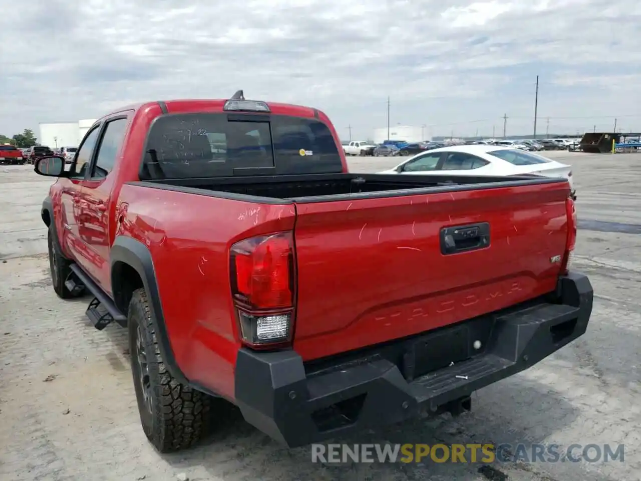 3 Photograph of a damaged car 3TMCZ5AN6KM239272 TOYOTA TACOMA 2019