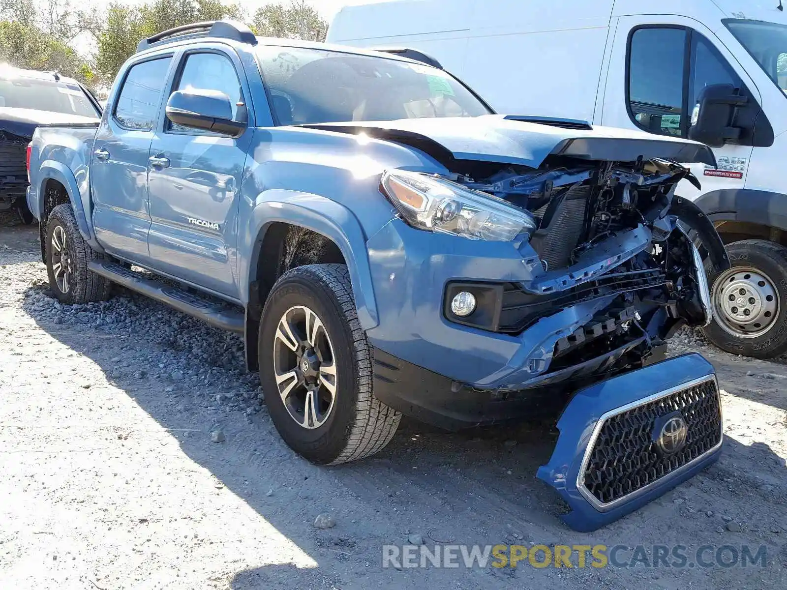 1 Photograph of a damaged car 3TMCZ5AN6KM241653 TOYOTA TACOMA 2019