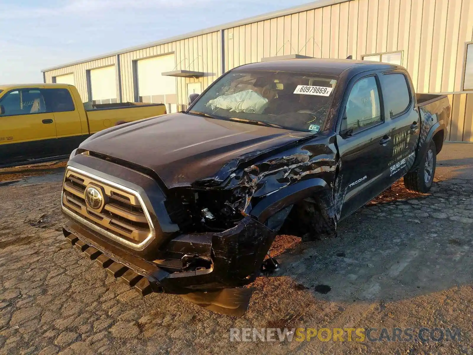 2 Photograph of a damaged car 3TMCZ5AN6KM242642 TOYOTA TACOMA 2019