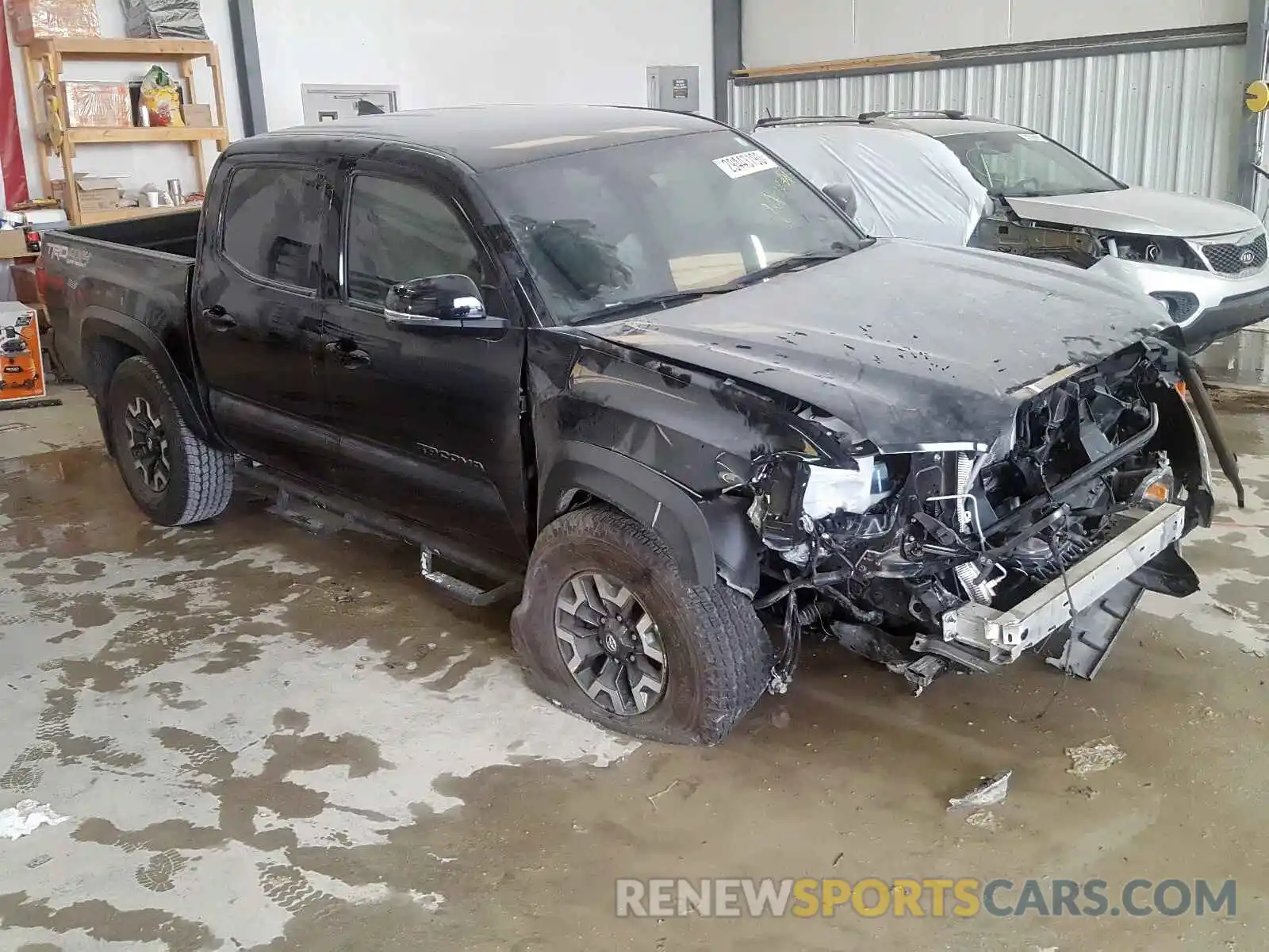 1 Photograph of a damaged car 3TMCZ5AN6KM243340 TOYOTA TACOMA 2019