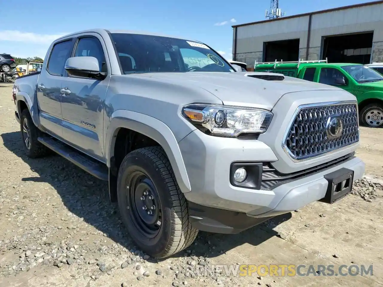 1 Photograph of a damaged car 3TMCZ5AN6KM248411 TOYOTA TACOMA 2019