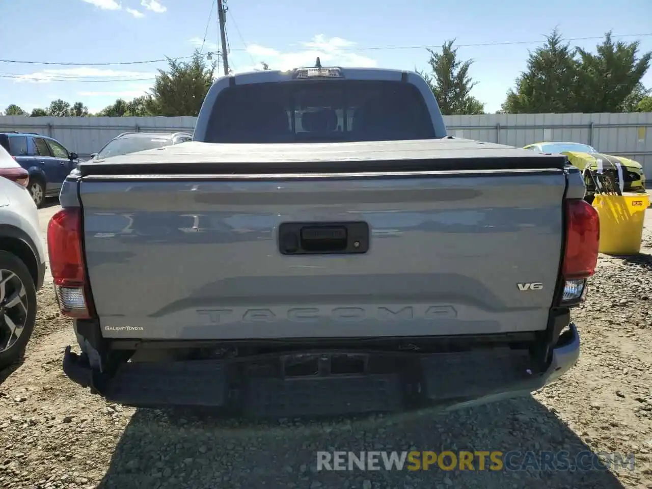 9 Photograph of a damaged car 3TMCZ5AN6KM248411 TOYOTA TACOMA 2019