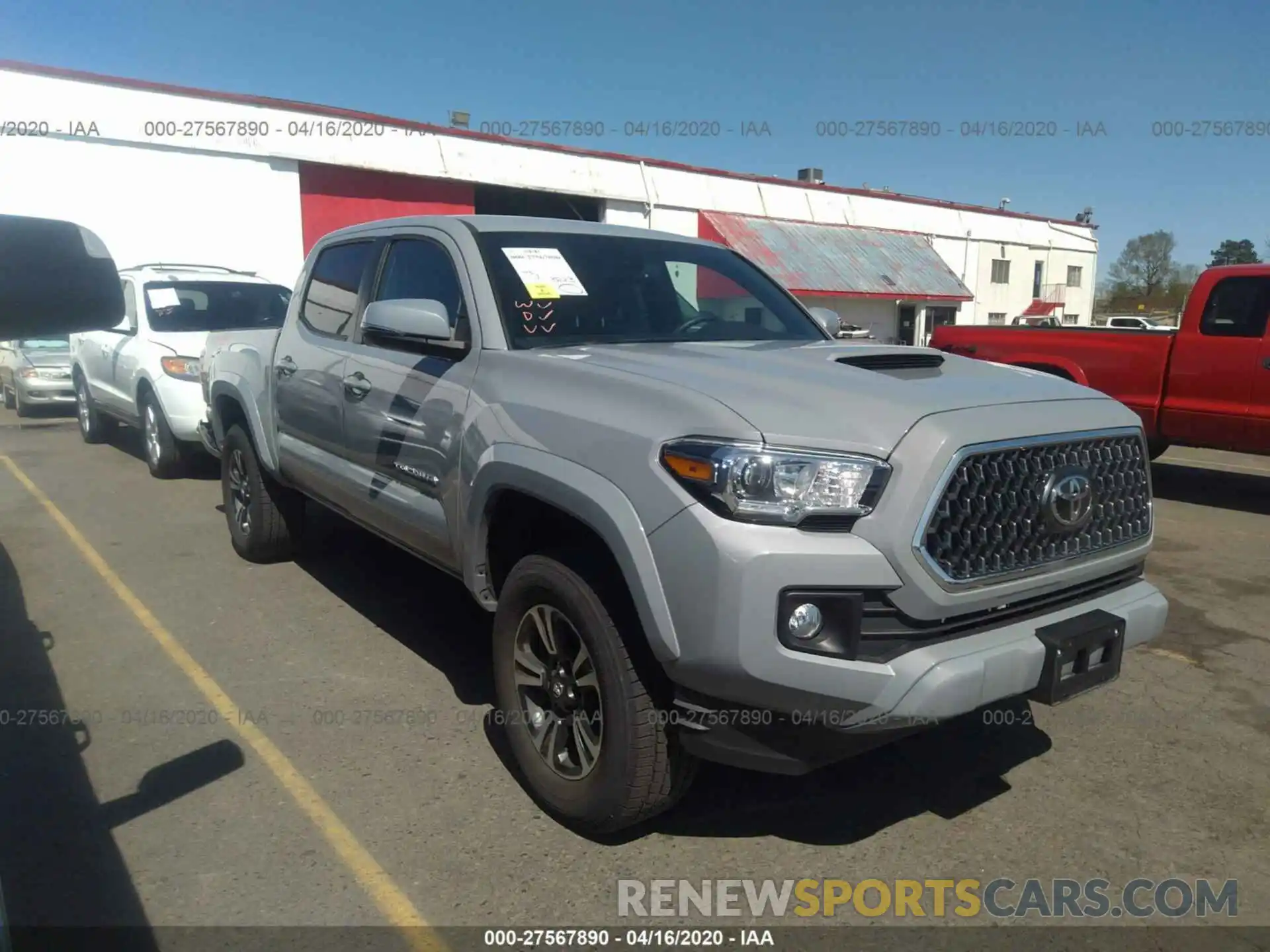 1 Photograph of a damaged car 3TMCZ5AN6KM249915 TOYOTA TACOMA 2019